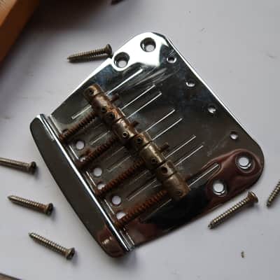 Fender Mustang Bass  Bridge 60's 70's Plate , saddles and screws USA RI image 11