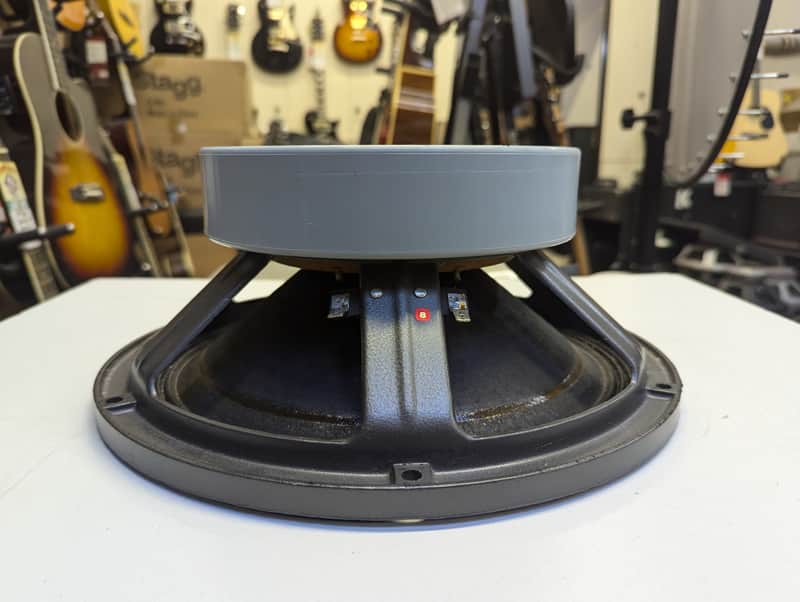Super Clean! Meyer Sound 12 1/2