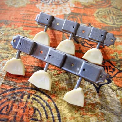 Vintage Valco Guitar Supro National Tuning Machines 3 on a side 1956-1964 - Chrome with Tulip Buttons image 5