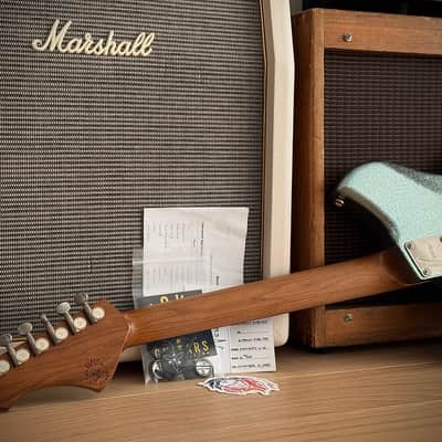 Novo Miris H2 Custom - Relic Ice Blue Metallic Sparkle  Sumpfesche Body, Ebenholz Griffbrett, Fralin PAFs, nur 3,15kg! ​​ 2025 - Ice Blue Metallic Sparkle Aged Relic image 24