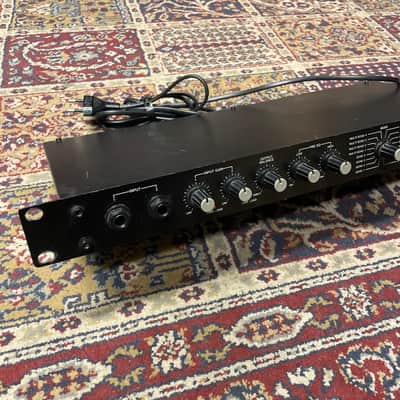 Boss RE-1000 Digital Multi-Echo | Reverb Canada