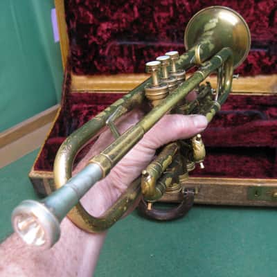 King Liberty Trumpet Bb/A 1945 - Reconditioned - Original Case & King M18 MP image 16