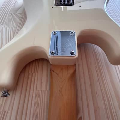 Fender Stratocaster MIJ Made In Japan E serial 1989 Olympic White Rosewood fretboard in Very Good Condition image 15