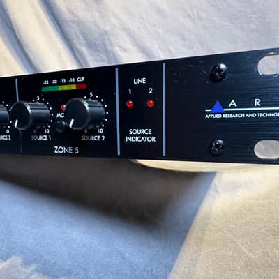 ART MX225 Stereo Dual-Source 5-Zone Distribution Mixer Bild 3