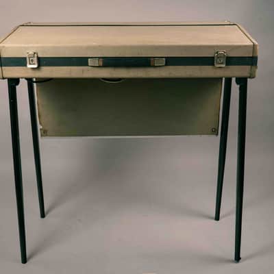 Farfisa Mini Compact 37-Key Organ 1964 - 1968 - Gray with White-Black Keys image 7
