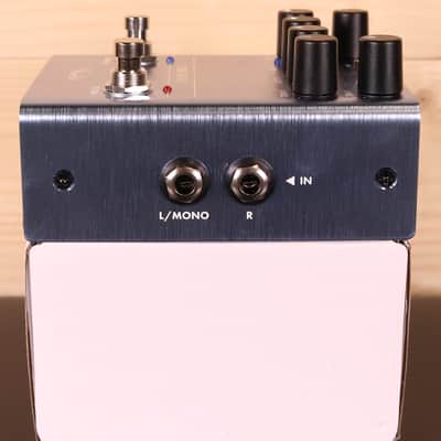 Fender Tre-Verb Digital Reverb & Tremolo - Guitar Effect Pedal image 3