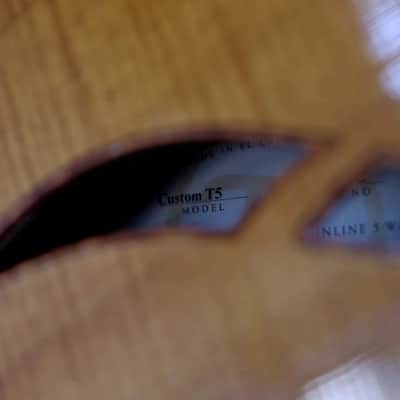Immagine Taylor T5 Custom Acoustic Electric Guitar - 7
