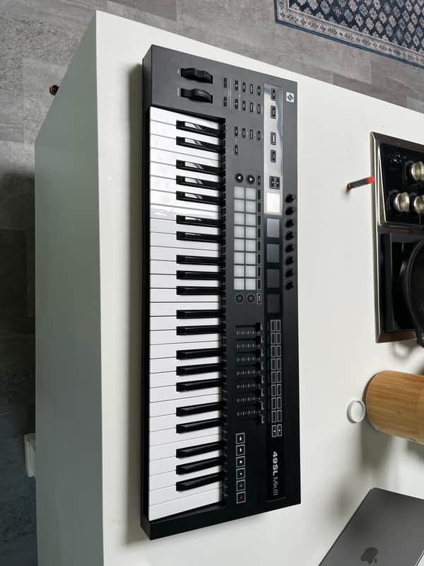 Novation ReMOTE 49 SL MKIII MIDI Controller 2018 - Present - Black image 1