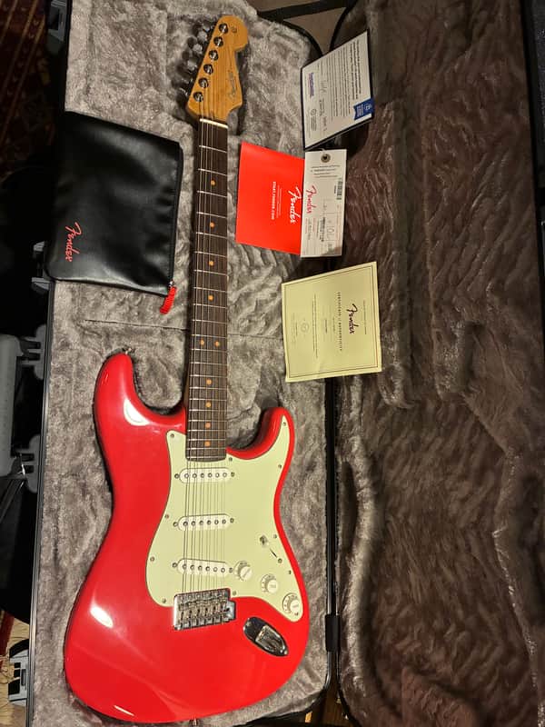 Fender American Professional II GT11 Stratocaster 2024 - Fiesta Red