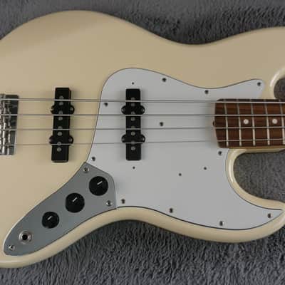 Fender Jazz Bass 1995 - White Japan Bass Guitar image 6