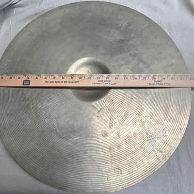 Ludwig Stamp, Paiste 22” Ride 1960’s,  1966 grams image 3