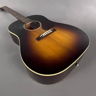 Gibson Custom 1942 Banner J-45 Reissue Murphy Lab Light Aged Vintage Sunburst ~ As New! image 6