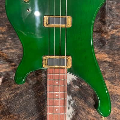 Rickenbacker 4004Cii Cheyenne II 2016 - Translucent Green image 6