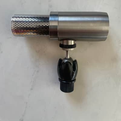 Earthworks ETHOS Supercardioid Broadcast Condenser Microphone 2021 - Present - Silver image 2