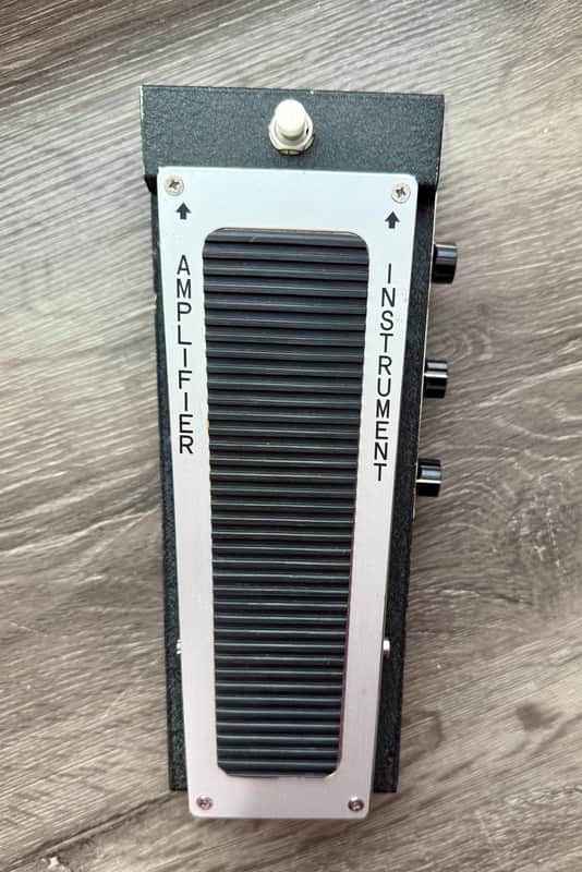 Shin-Ei ME-7 Surf Siren Hurricane Wah Volume 1970 image 1