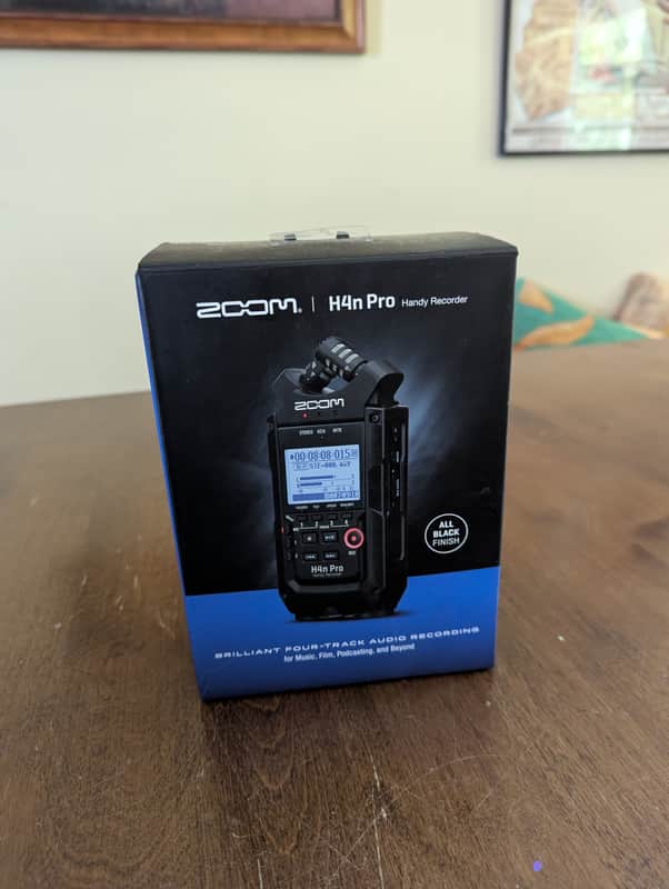 Zoom H4n PRO Digital Multitrack Recorder 2010s - All Black image 1