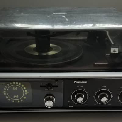 Vintage Panasonic SD-201 Mid-Century AM/FM Stero Turntable Record Player - Not Fully Tested Please Read Description image 1