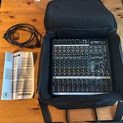 Mackie ProFX12v2 12-Channel Effects Mixer w/ Gator Bag image 3