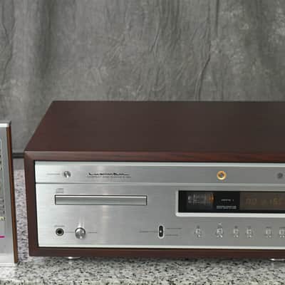 LUXMAN D-38u Conpact Disc Player in Excellent Condition image 6
