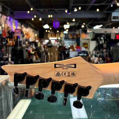 Ibanez Paul Gilbert Mike - Metallic Light Green image 8
