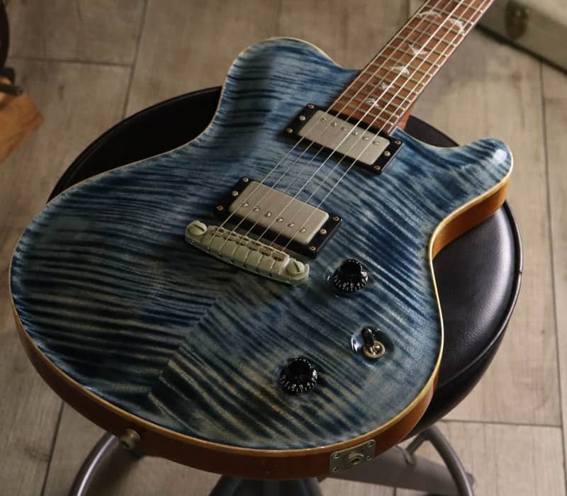 Nik Huber Dolphin II Exceptional Flame Maple Top Atlantic Blue