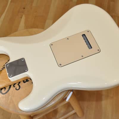 FENDER Stratocaster Vintera '60s Strat Mod OWH Olympic White / Made in Mexico / 60s Stratocaster / MX20017670 image 10