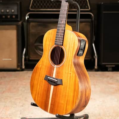 Taylor GS Mini-e Koa Left-Handed Acoustic/Electric Guitar with Gig Bag image 13