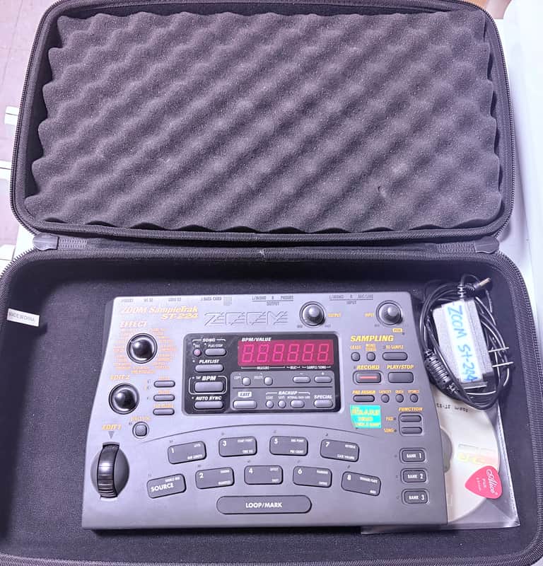 Zoom SampleTrak ST-224 Sampler