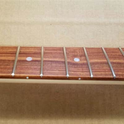 WD Music Fender Lic. Telecaster Maple Neck Pau Ferro fretboard - Satin Poly image 5