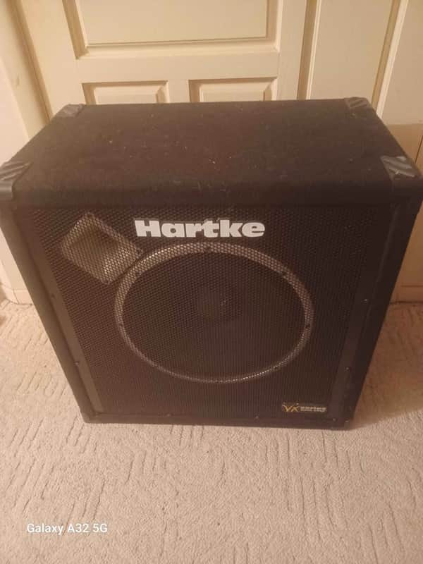 Hartke VX115 300-Watt 1x15" Bass Speaker Cabinet 2010s Black image 1