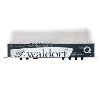 Waldorf Micro Q Rackmount Synthesizer Universal power supply 1999 - 2011 -90s Y2K Blue Made in Germany Worldwide Shipment image 8