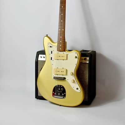 1994 Fender Japan Jazzmaster (JM66-RC) – Shoreline Gold, MIJ, Limited, Offset, FujiGen image 3