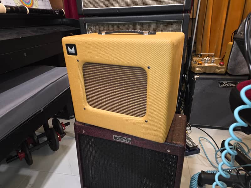 Morgan Amplification 1 x 10 Tweed Cabinet Nice! image 1