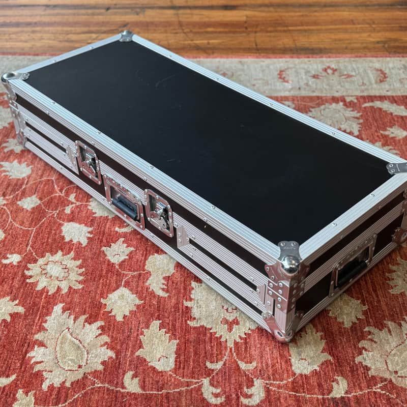 Pioneer RC100 DJ Road Case Black