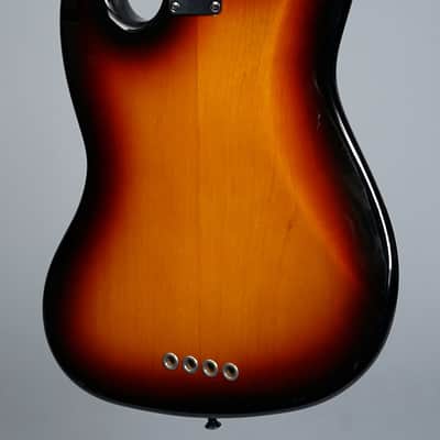 Fender American Standard Jazz Bass 2005 - Three Tone Sunburst image 6