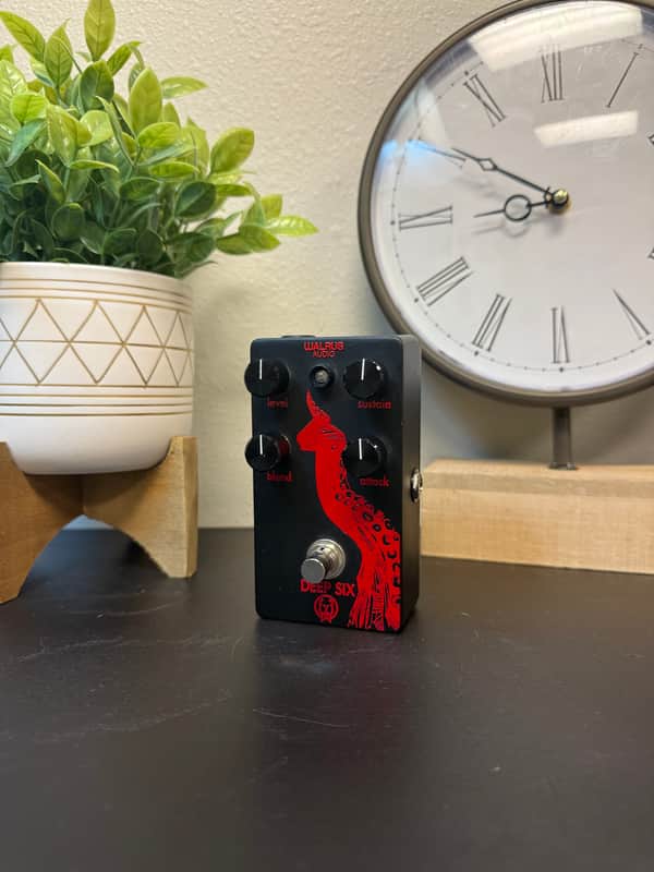 Walrus Audio Deep Six
