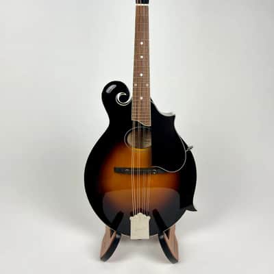 Kentucky KM670 F4 Oval Hole Mandolin w/Gig Bag image 1