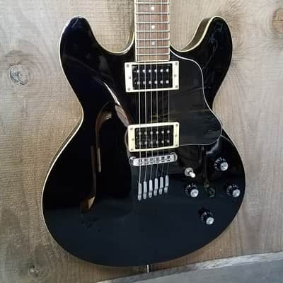 Yamaha SA500 Semi-Hollow 335 Style Electric Guitar Black 2005-2007 image 2