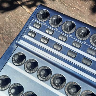 Behringer BCR2000 Rotary Midi Controller image 4