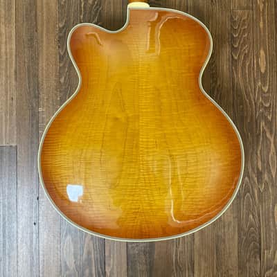Original 1962 D'Angelico New Yorker - Sunburst image 2