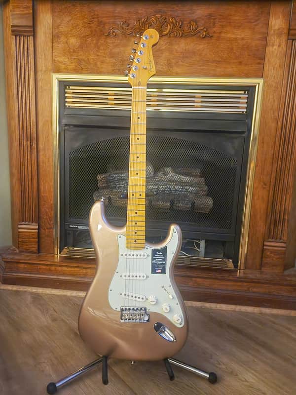 Brand New Fender American Professional Classic Stratocaster Maple FB 2026 - Faded Firemist Gold