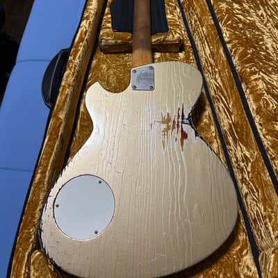 Novo Solus M1 2024 - Shoreline Gold over 3 Tone Sunburst image 8