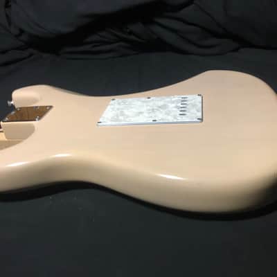 Fender Highway One Stratocaster with Rosewood Fretboard 2007 Honey Blonde Transparent image 3