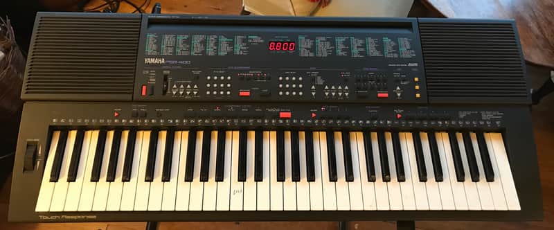 Yamaha PSR-400 61-key Auto-accompaniment digital synth keyboard