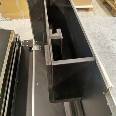 Avid Venue S6L-32D-192 with Stage 64 (96k ex VAT) image 17
