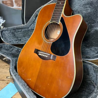 Yamaha LW-15C Natural Satin Electro Acoustic Guitar | Reverb