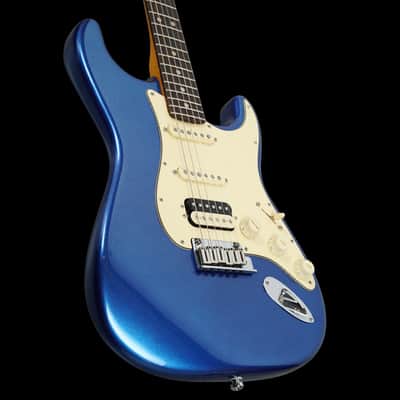 Fender American Ultra Stratocaster HSS, Cobra Blue image 2