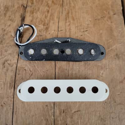 Fender Stratocaster Pickup with Cover 1980 image 2