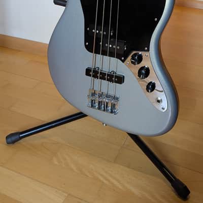 Fender Jaguar Player Series 2021-2022 - Silver image 1