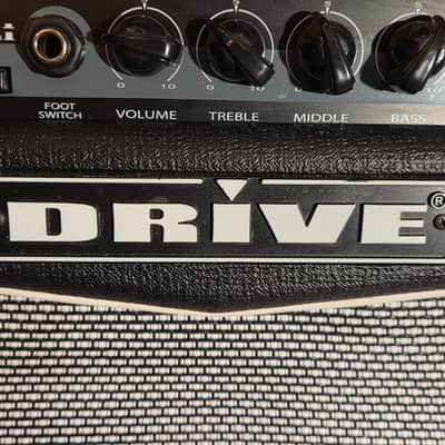 Drive CD200 Guitar Practice Amplifier image 2